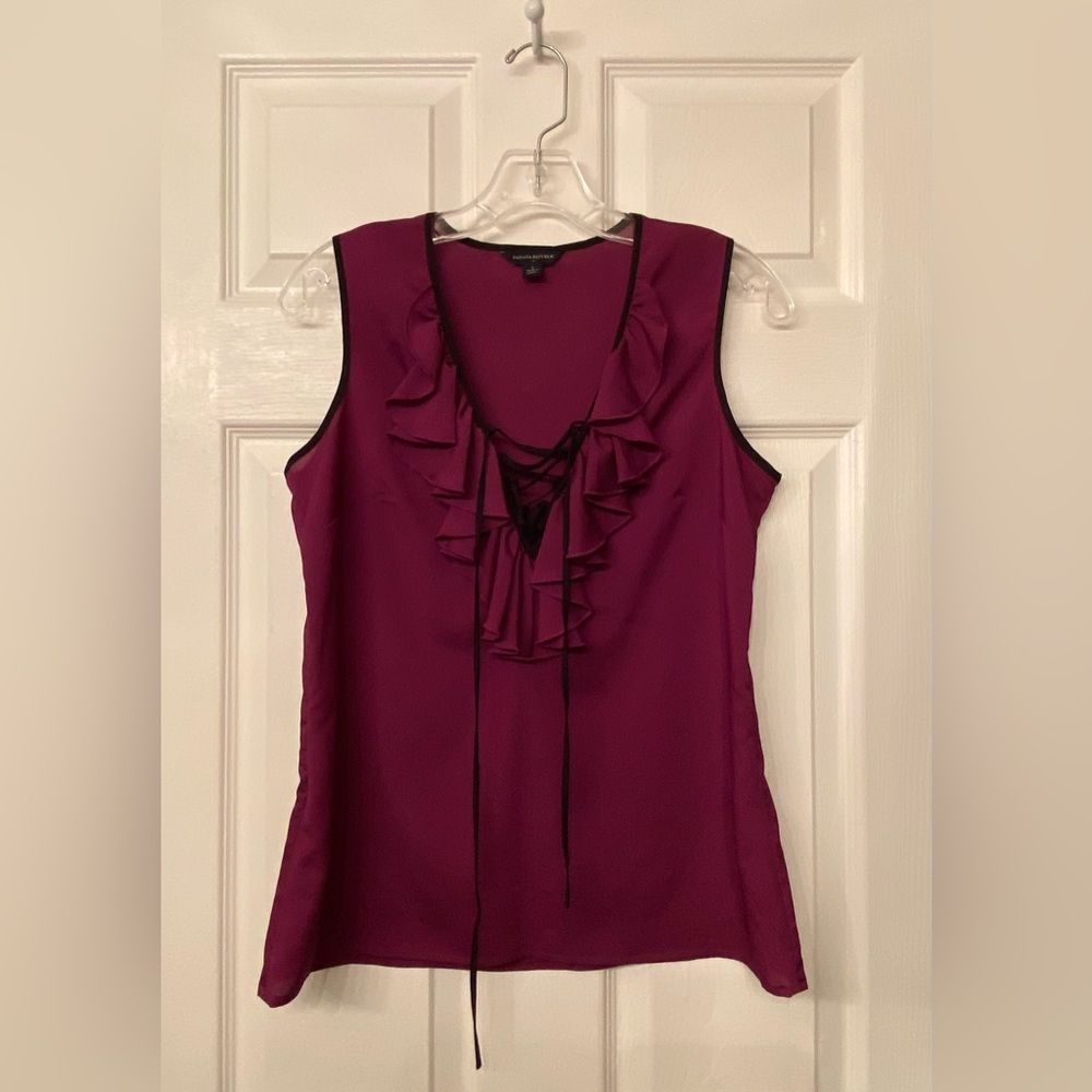 Banana Republic top *GENTLY worn*